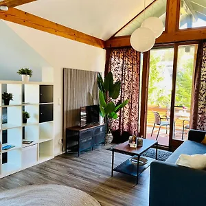  Apartment Mit Blick Ins Gruene