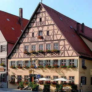 5* Hotel & Goldene Rose
